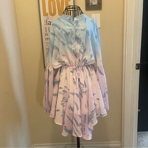 Elegant Long Sleeve Dress in Blue and Pink